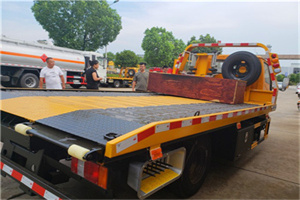 建始附近拖车电话号码服务